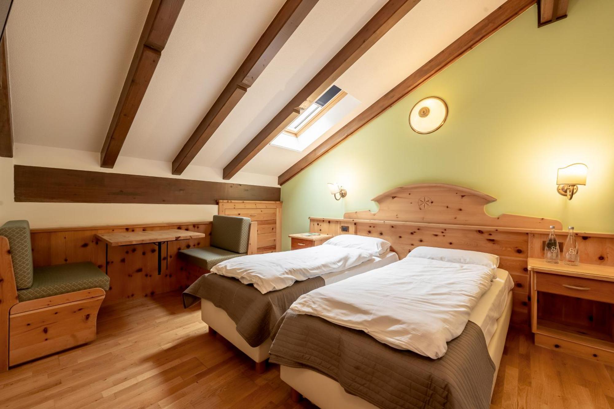 Hotel Villetta Maria Cottage Canazei Bagian luar foto