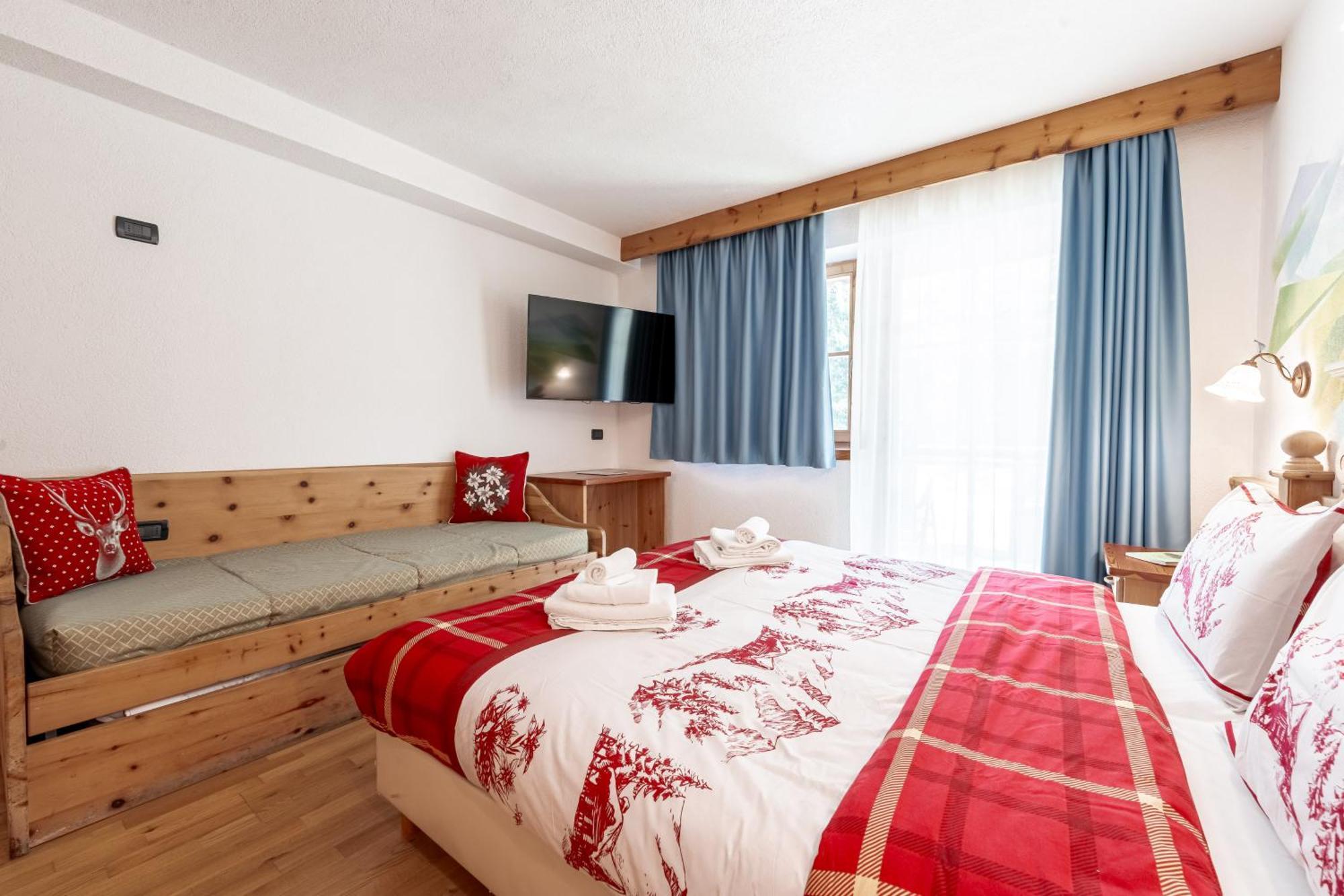 Hotel Villetta Maria Cottage Canazei Bagian luar foto