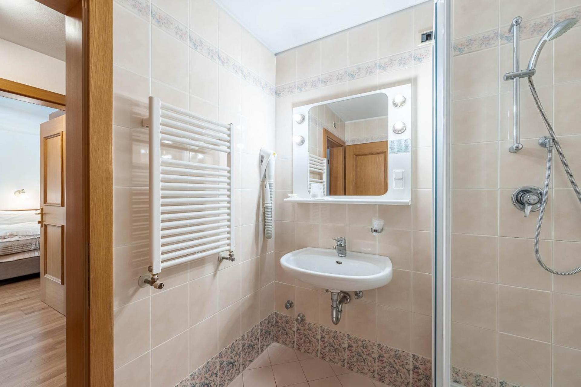 Hotel Villetta Maria Cottage Canazei Bagian luar foto
